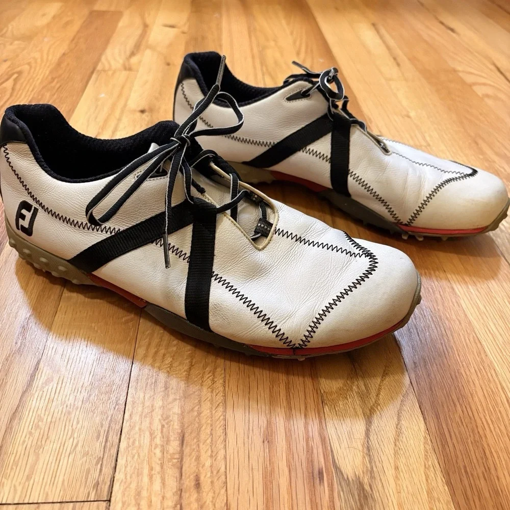 FootJoy M Project Golf Shoes Mens 11 Soft Spike White Leather Minimalist